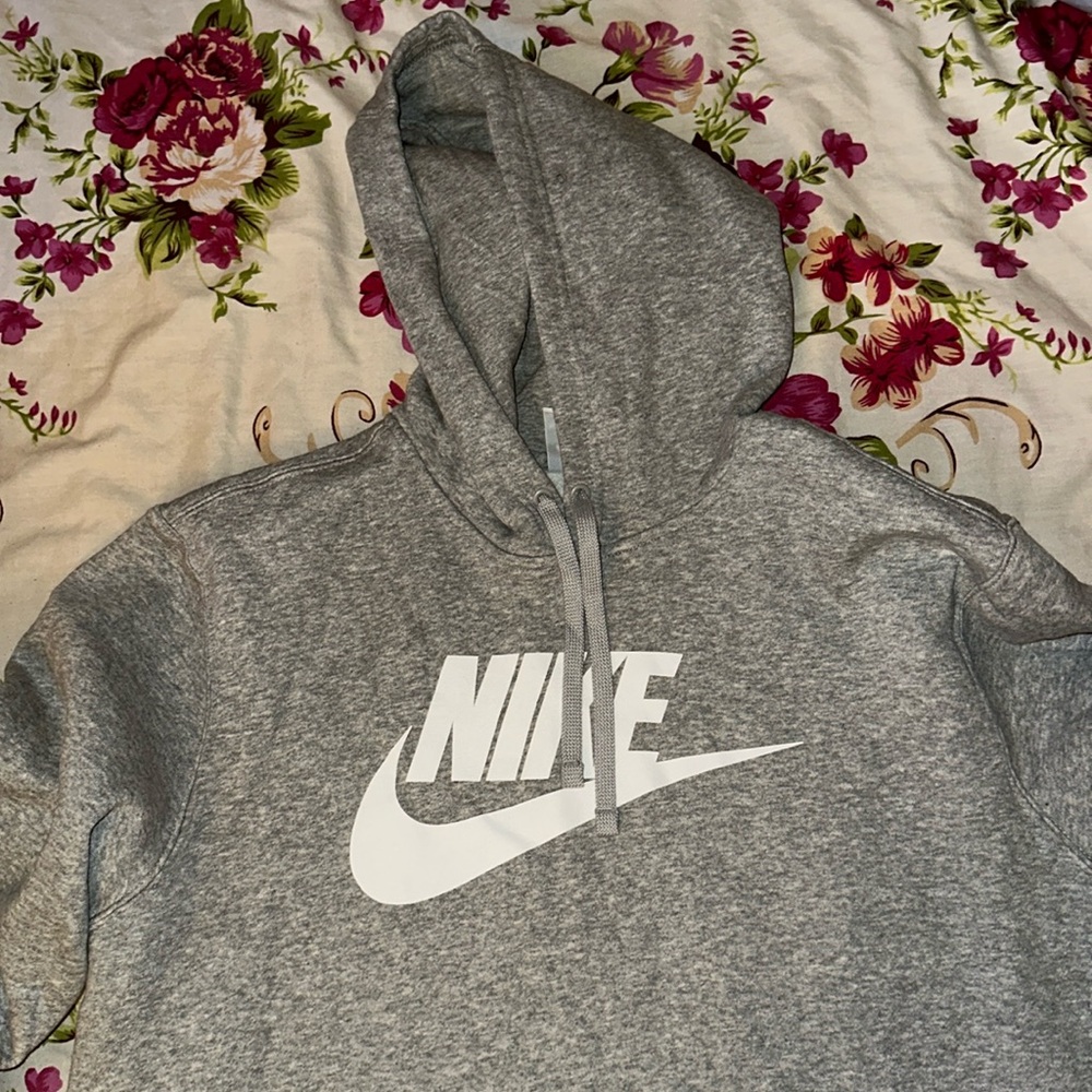 Gray Nike Pullover Hoodie